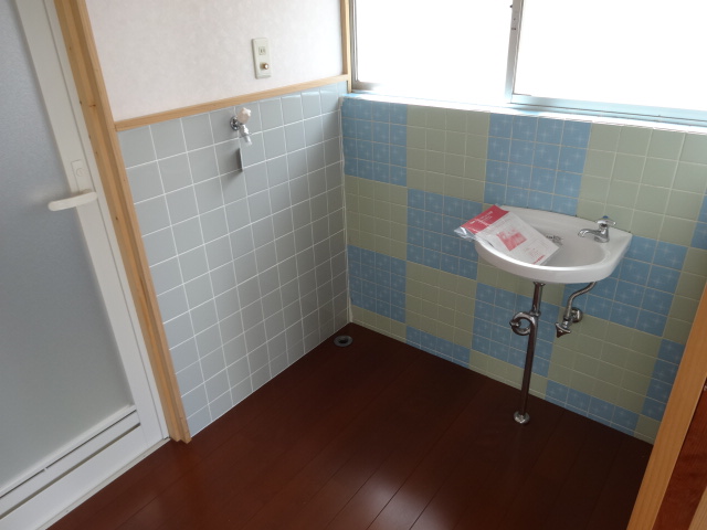 高島住宅その他