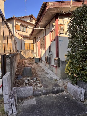 川西市西多田 古家付土地外観