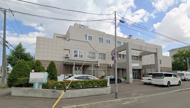 札幌市　医療施設一棟収益前面道路含む現地写真