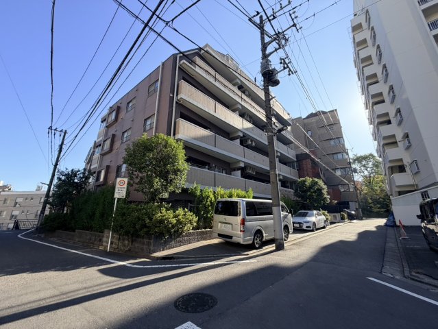 マイキャッスル駒込パークヒルズ前面道路含む現地写真