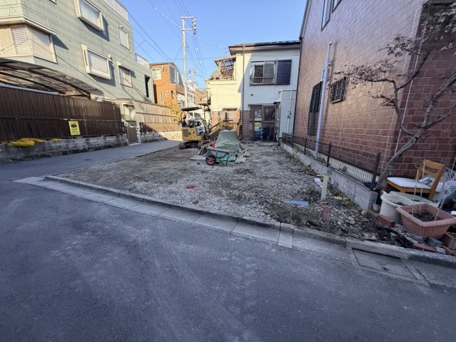 北区神谷3丁目　新築戸建前面道路含む現地写真