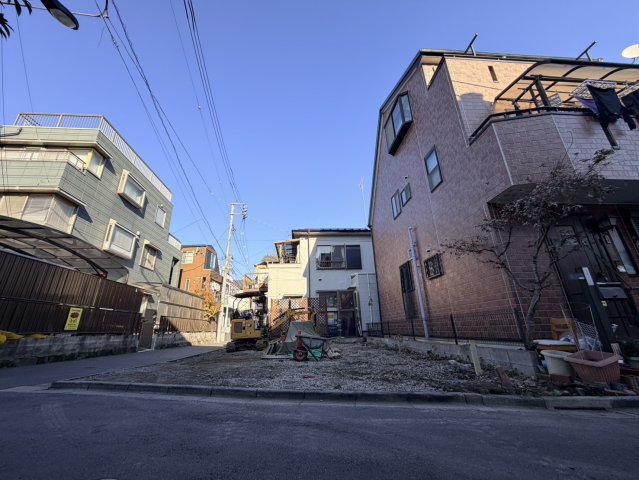 北区神谷3丁目　新築戸建前面道路含む現地写真