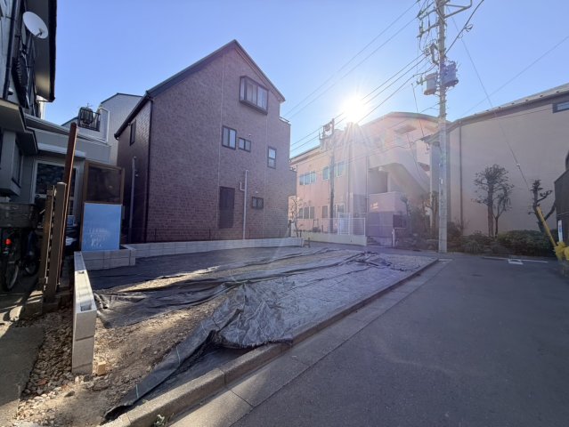北区神谷3丁目　新築戸建前面道路含む現地写真
