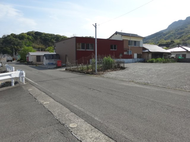 売地（姫戸町姫浦/牟田）前面道路含む現地写真