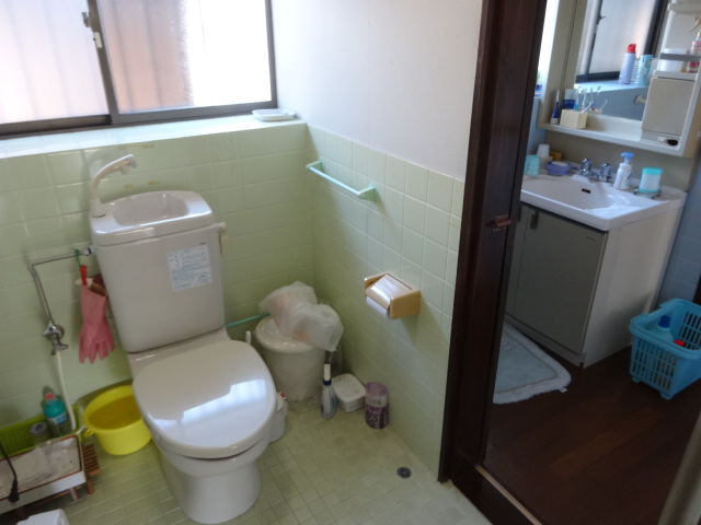 売家（大矢野町中/前平）4ＬＤＫトイレ