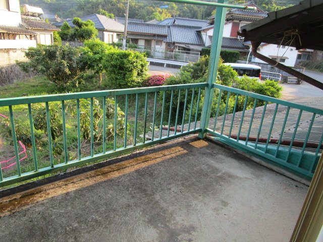 売倉庫バルコニー