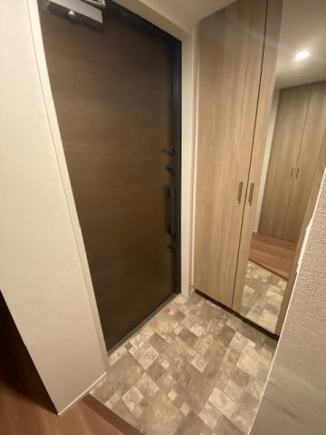アリビオヴェール 402玄関