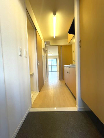 キャトルセゾン川崎 202玄関