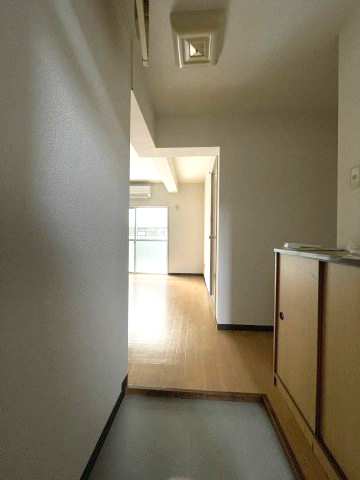 ルシエール東村山 101玄関