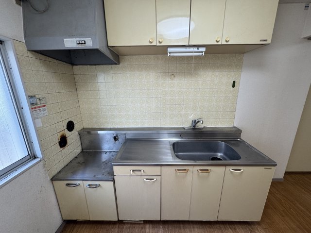 ルシエール東村山 202キッチン