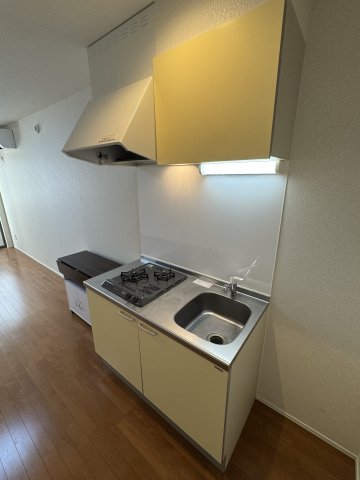 グランデ一ノ割 102キッチン