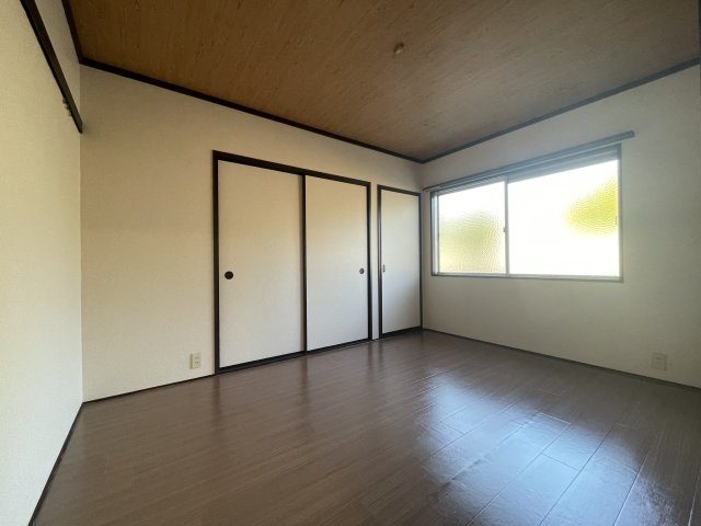 ときわハイツ 202居間・リビング