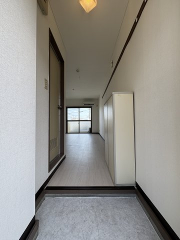 ハイツウィロウ 202玄関