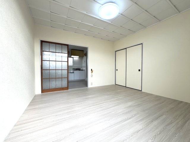 オクトーグリーン 201居間・リビング