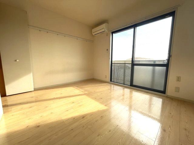 シャトル21 201居間・リビング