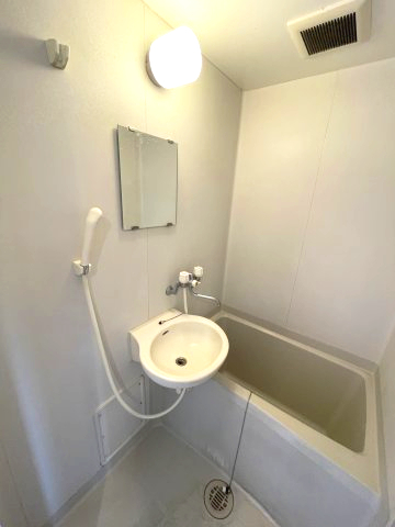 シャトル21 201風呂