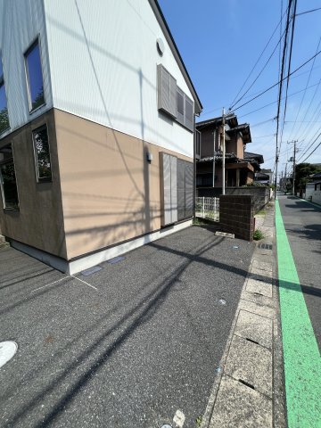 クリーンハウス B駐車場