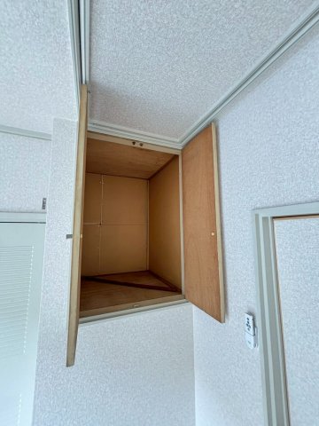 アートハウス浦安1号棟 3収納