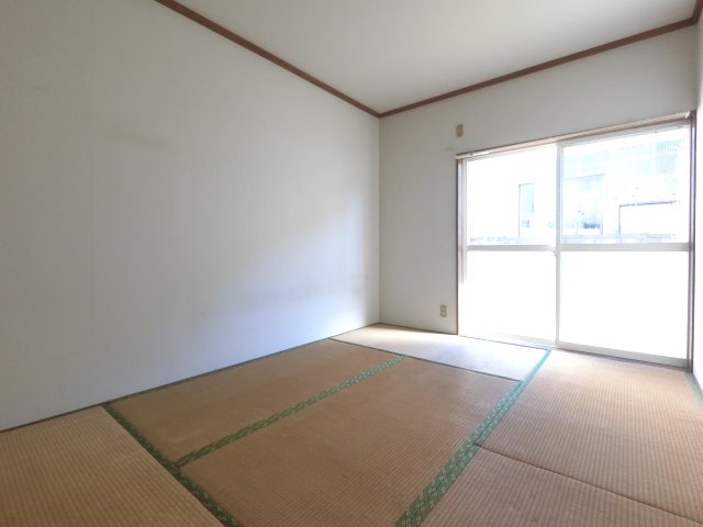 千葉県千葉市若葉区小倉台2丁目 102その他