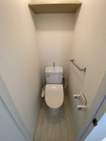 千葉県印旛郡酒々井町東酒々井2丁目 102トイレ