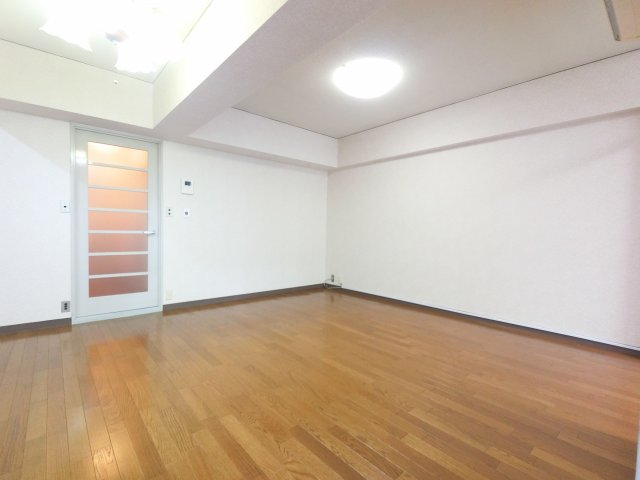 検見川パークハウスA棟 413居間・リビング