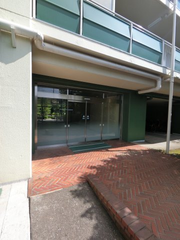 検見川パークハウスA棟 413エントランス