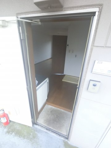 フジハイツ 203玄関
