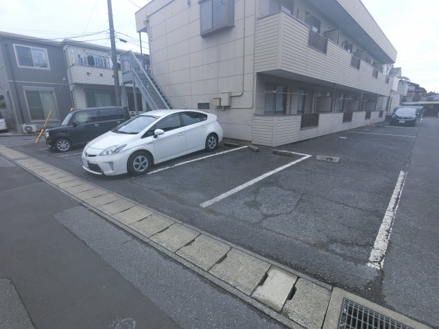 フジハイツ 203駐車場