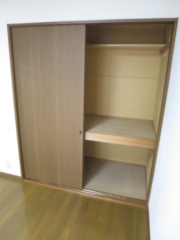 フジハイツ 1階収納