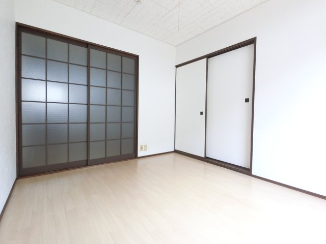 ミサワ桧山タウンD棟 103洋室