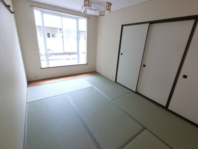 ミサワ桧山タウンD棟 103和室