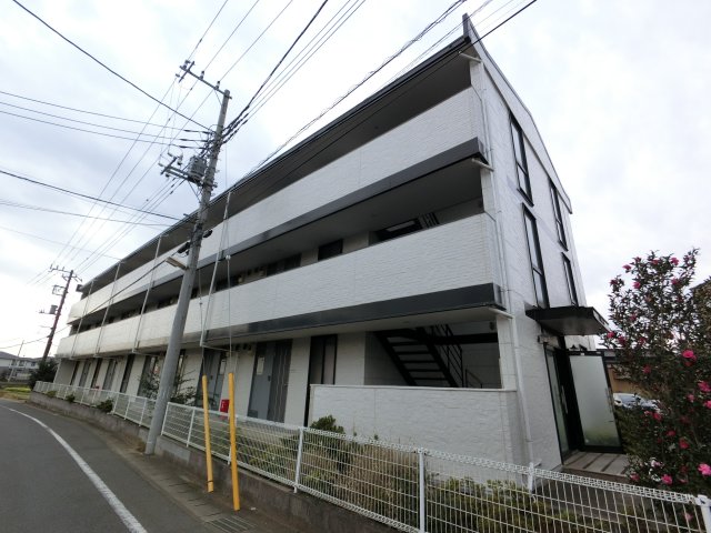 エミールハイム 303外観
