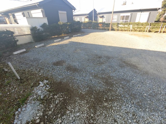 大宮町H邸平屋 1階駐車場