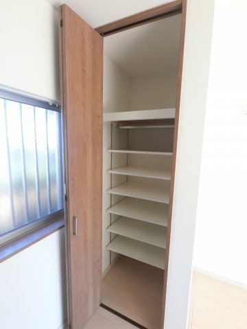 大宮町H邸平屋 1階収納