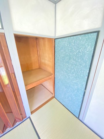 君津市大和田戸建 1収納