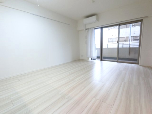 エクセレントシティ千葉グランクラス 308居間・リビング