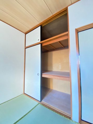 アートメゾン杢師 102和室