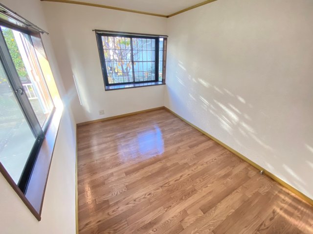 アートメゾン杢師 102寝室