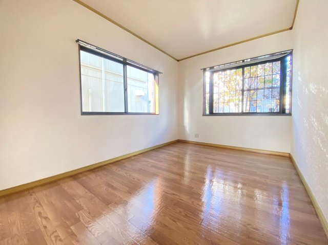 アートメゾン杢師 102寝室