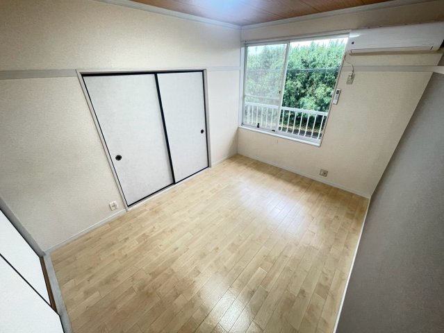 ライナス 202洋室