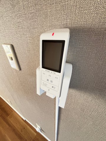 鈴木ハイツ 101セキュリティ