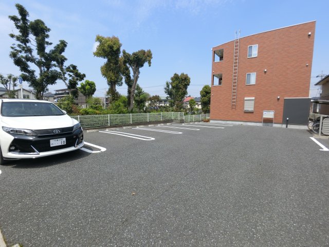 カサブランカ 201駐車場