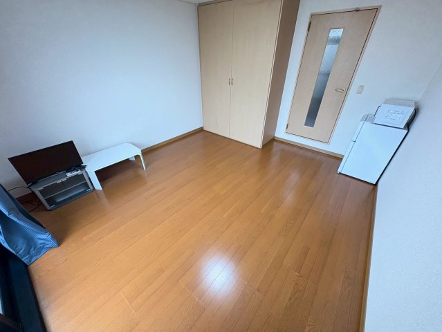 サンパレスグリーンシャトー 208居間・リビング