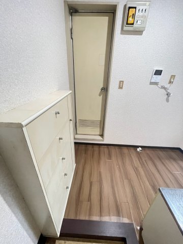 ウッドストック 206玄関
