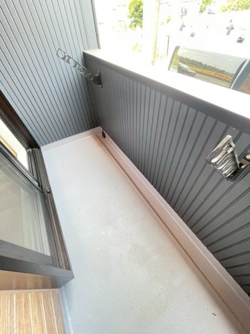 Airis Residence 101バルコニー