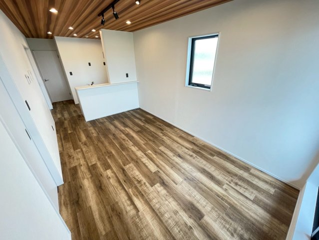 Airis Residence 101居間・リビング