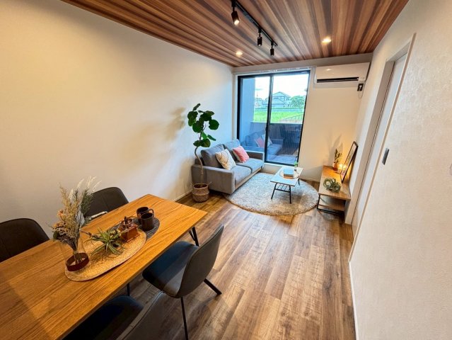 Airis Residence 103居間・リビング