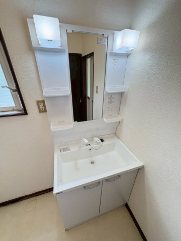 九十九里町真亀貸家 1独立洗面台