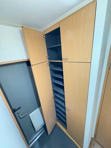 フェニックス 202玄関