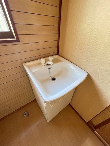 九十九里町西野貸家 1階独立洗面台